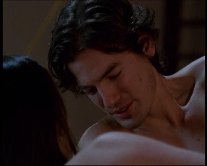Charmed-Online-dot-610Chris-Crossed1457.jpg