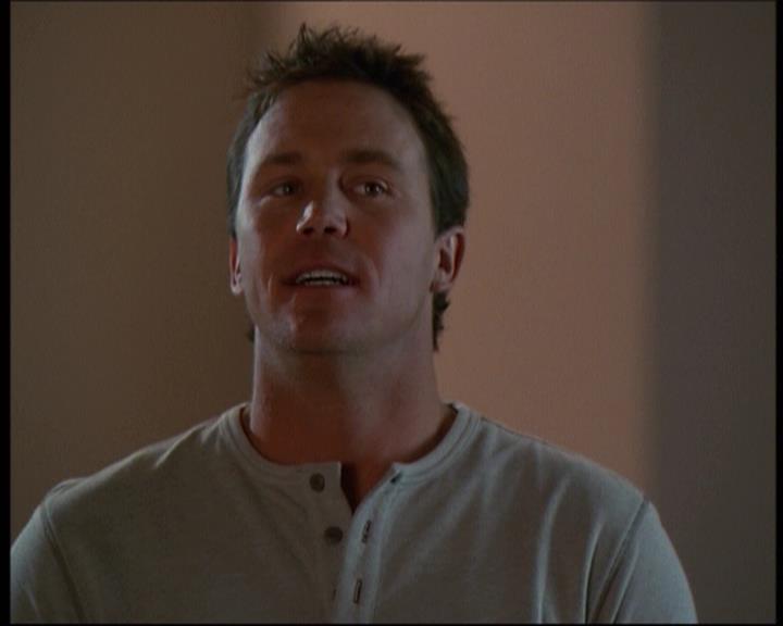 Charmed-Online-dot-610Chris-Crossed1473.jpg