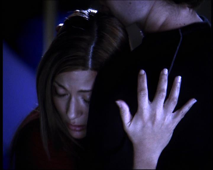 Charmed-Online-dot-610Chris-Crossed1639.jpg