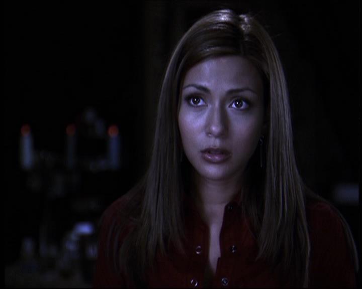Charmed-Online-dot-610Chris-Crossed1671.jpg