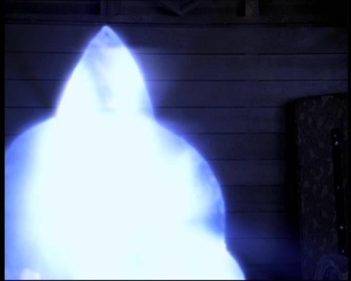 Charmed-Online-dot-610Chris-Crossed1717.jpg Charmed-Online-dot-610Chris-Crossed1717.jpg