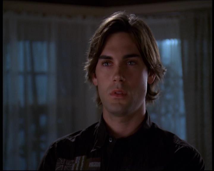 Charmed-Online-dot-610Chris-Crossed1718.jpg