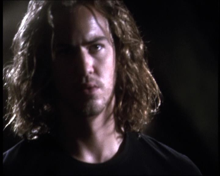Charmed-Online-dot-610Chris-Crossed1856.jpg