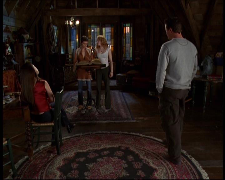 Charmed-Online-dot-610Chris-Crossed1868.jpg