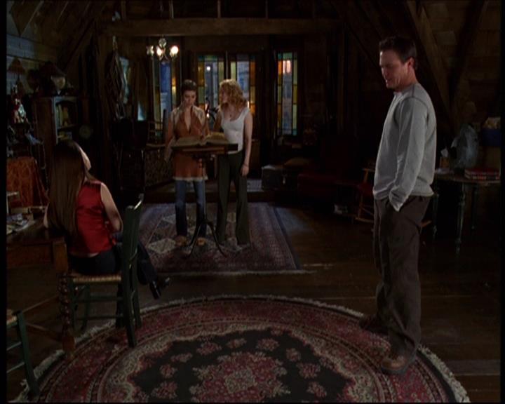 Charmed-Online-dot-610Chris-Crossed1870.jpg