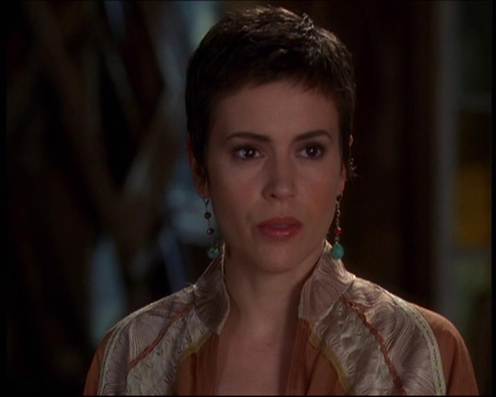 Charmed-Online-dot-610Chris-Crossed1905.jpg
