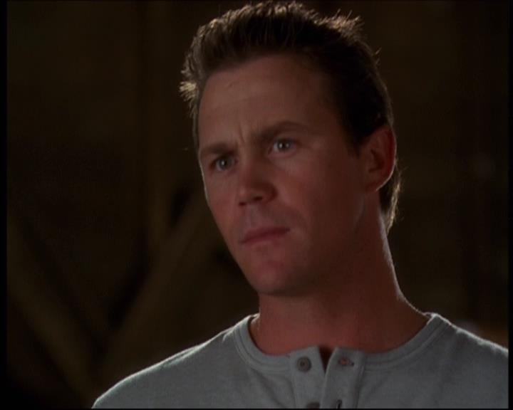 Charmed-Online-dot-610Chris-Crossed1919.jpg