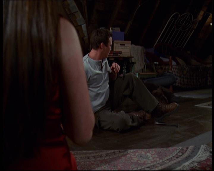 Charmed-Online-dot-610Chris-Crossed2150.jpg