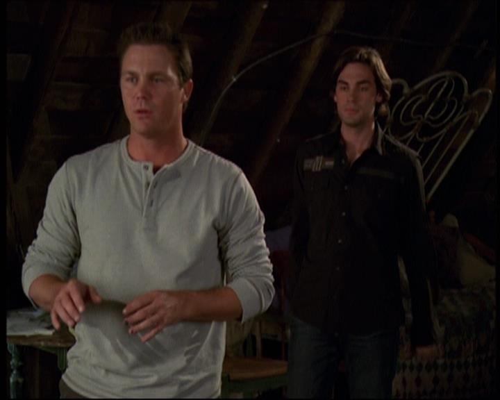 Charmed-Online-dot-610Chris-Crossed2161.jpg