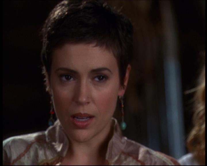 Charmed-Online-dot-610Chris-Crossed2193.jpg