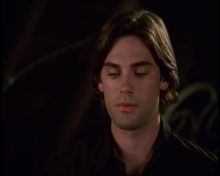 Charmed-Online-dot-610Chris-Crossed2205.jpg