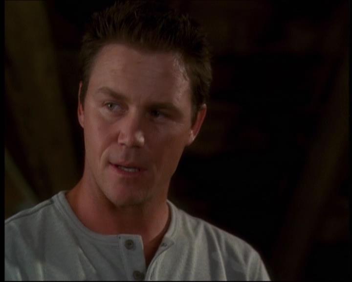 Charmed-Online-dot-610Chris-Crossed2232.jpg