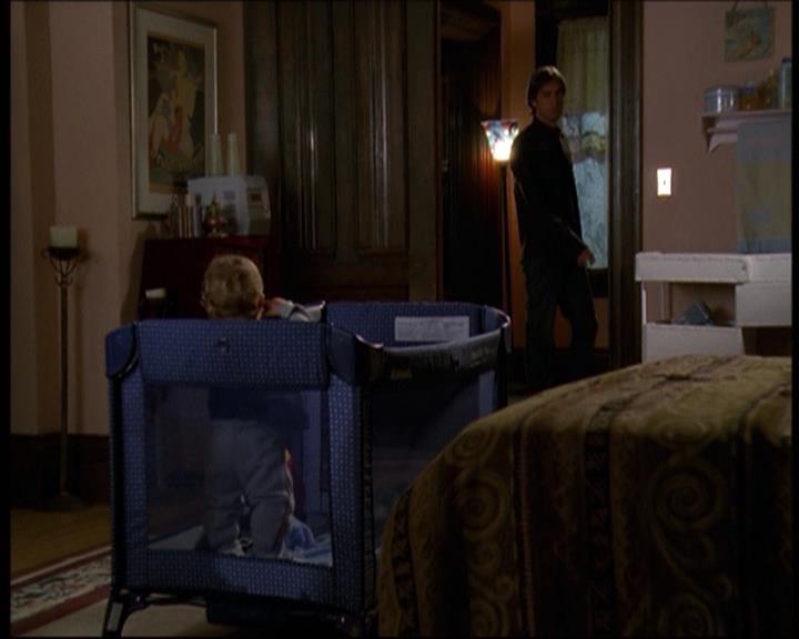 Charmed-Online-dot-610Chris-Crossed2235.jpg Charmed-Online-dot-610Chris-Crossed2235.jpg