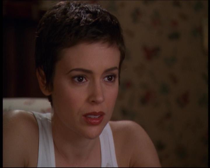 Charmed-Online-dot-610Chris-Crossed2302.jpg