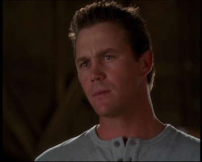 Charmed-Online-dot-610Chris-Crossed1922.jpg