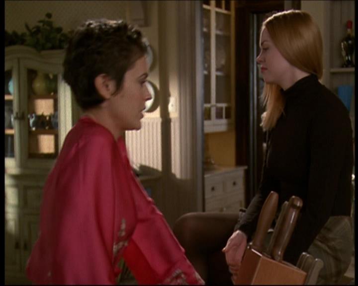 Charmed-Online-dot-611WitchStock0290.jpg