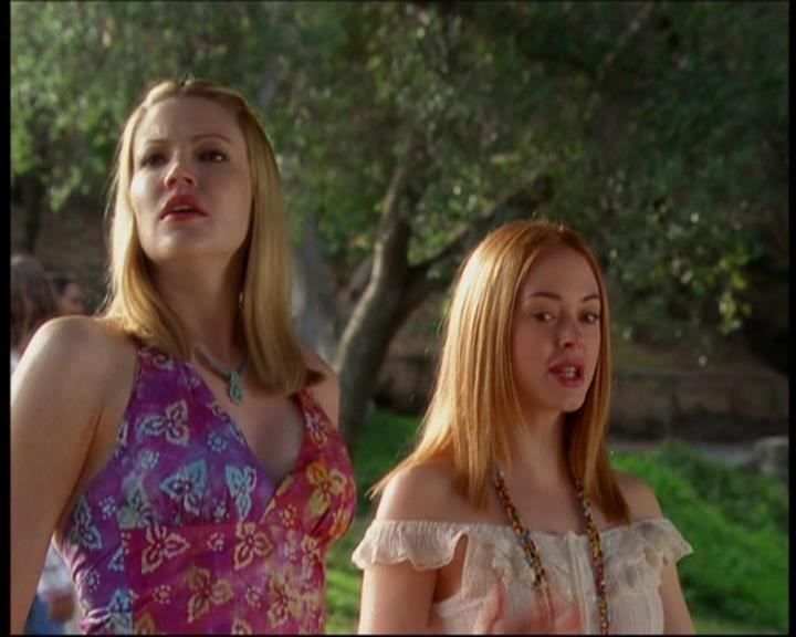 Charmed-Online-dot-611WitchStock1087.jpg