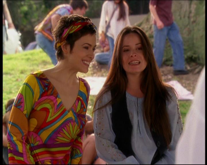 Charmed-Online-dot-611WitchStock1140.jpg
