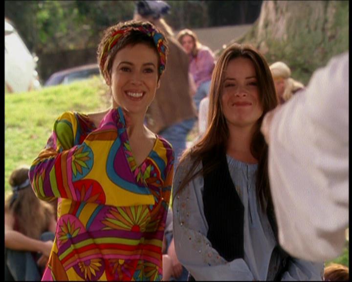 Charmed-Online-dot-611WitchStock1144.jpg