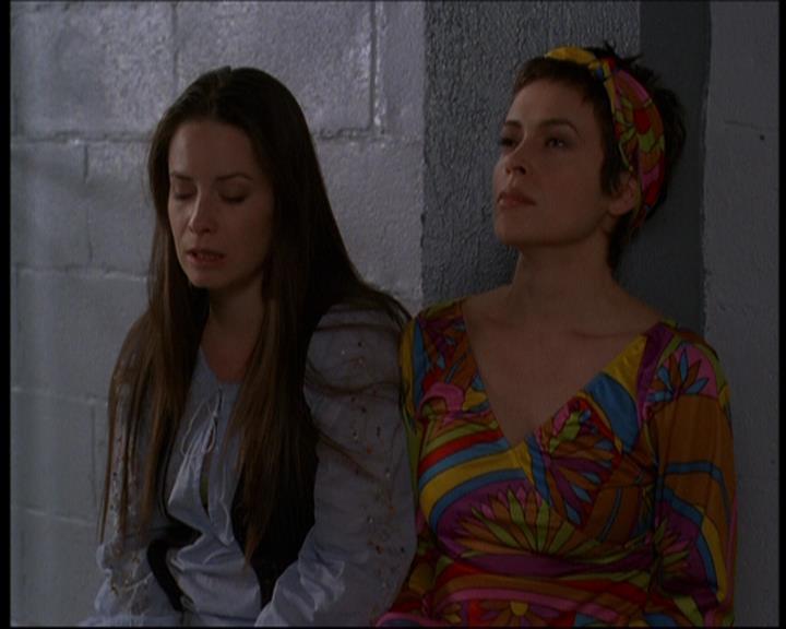 Charmed-Online-dot-611WitchStock1387.jpg