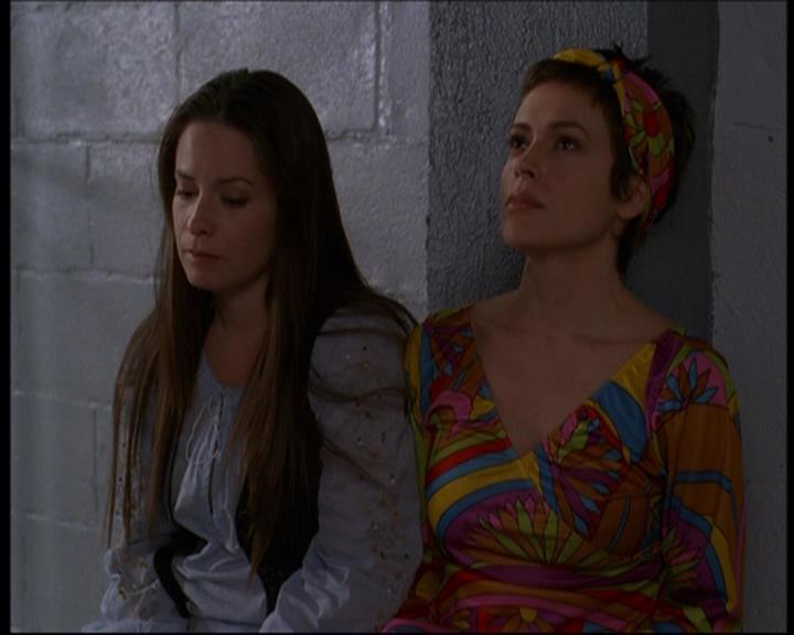 Charmed-Online-dot-611WitchStock1388.jpg