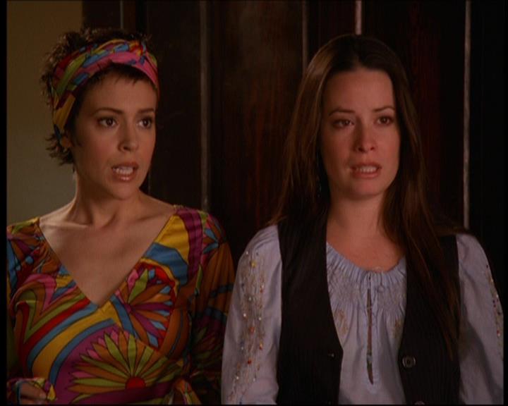 Charmed-Online-dot-611WitchStock1541.jpg