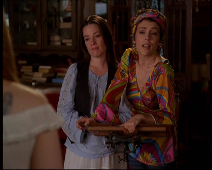 Charmed-Online-dot-611WitchStock1662.jpg