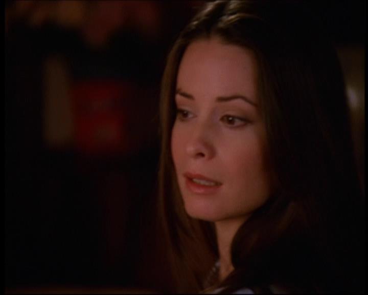 Charmed-Online-dot-611WitchStock1841.jpg