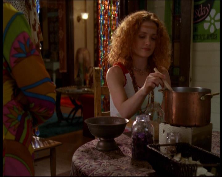 Charmed-Online-dot-611WitchStock1941.jpg