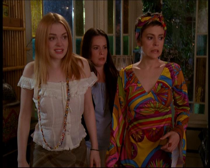 Charmed-Online-dot-611WitchStock2079.jpg