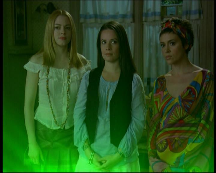 Charmed-Online-dot-611WitchStock2165.jpg