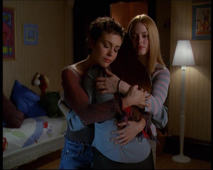 Charmed-Online-dot-611WitchStock2273.jpg