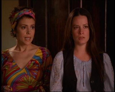 Charmed-Online-dot-611WitchStock1540.jpg