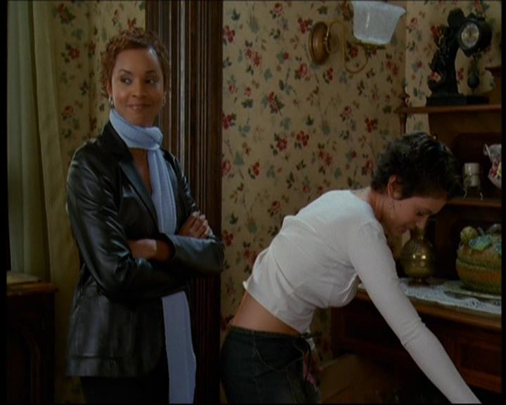 Charmed-Online-dot-612PrinceCharmed0247.jpg Charmed-Online-dot-612PrinceCharmed0247.jpg