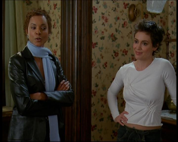 Charmed-Online-dot-612PrinceCharmed0264.jpg