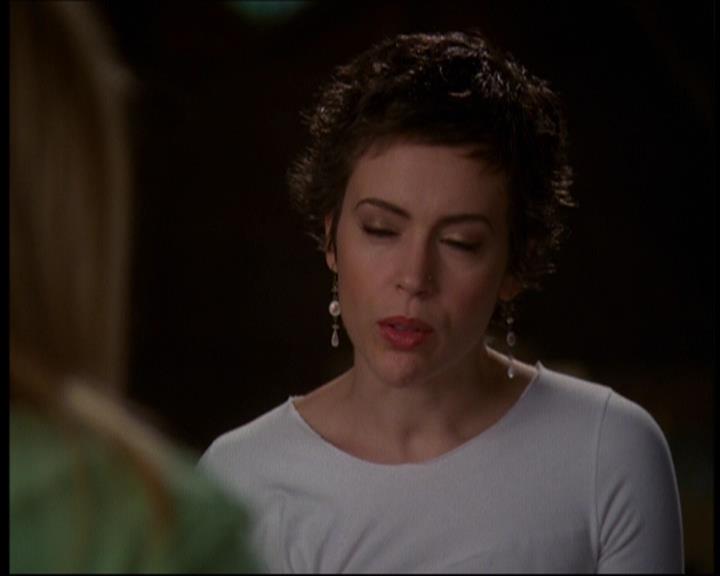 Charmed-Online-dot-612PrinceCharmed0506.jpg