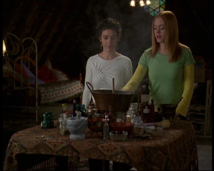 Charmed-Online-dot-612PrinceCharmed0719.jpg Charmed-Online-dot-612PrinceCharmed0719.jpg