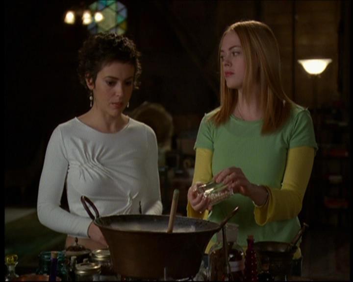 Charmed-Online-dot-612PrinceCharmed0731.jpg Charmed-Online-dot-612PrinceCharmed0731.jpg