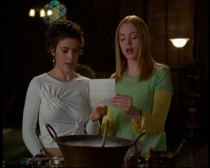 Charmed-Online-dot-612PrinceCharmed0746.jpg Charmed-Online-dot-612PrinceCharmed0746.jpg