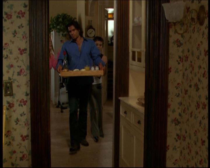 Charmed-Online-dot-612PrinceCharmed0782.jpg Charmed-Online-dot-612PrinceCharmed0782.jpg