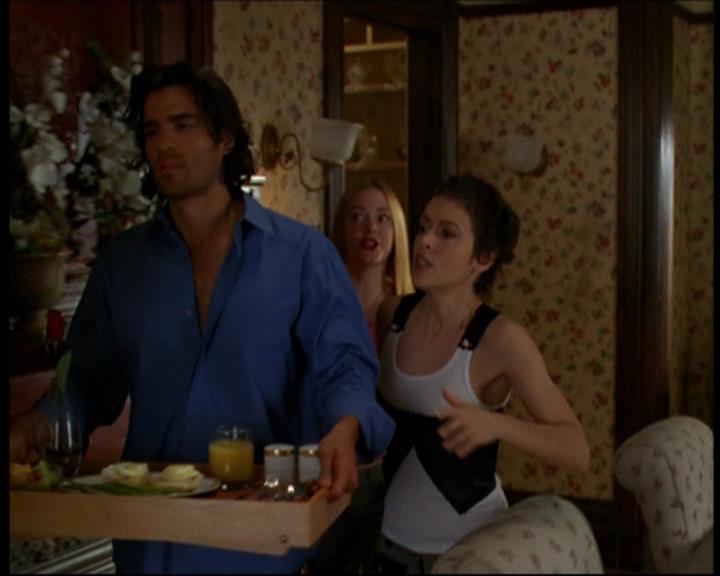 Charmed-Online-dot-612PrinceCharmed0789.jpg Charmed-Online-dot-612PrinceCharmed0789.jpg