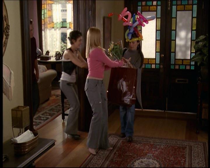 Charmed-Online-dot-612PrinceCharmed1202.jpg Charmed-Online-dot-612PrinceCharmed1202.jpg