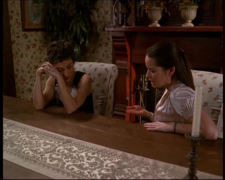 Charmed-Online-dot-612PrinceCharmed1680.jpg