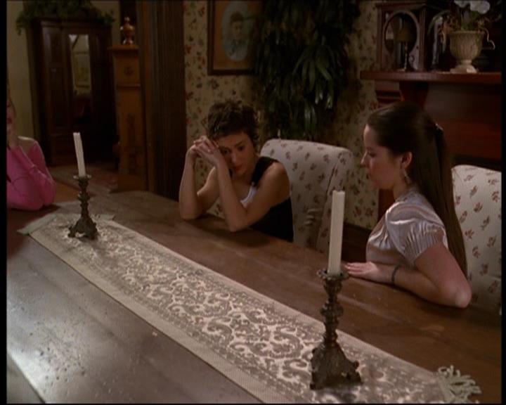 Charmed-Online-dot-612PrinceCharmed1682.jpg Charmed-Online-dot-612PrinceCharmed1682.jpg