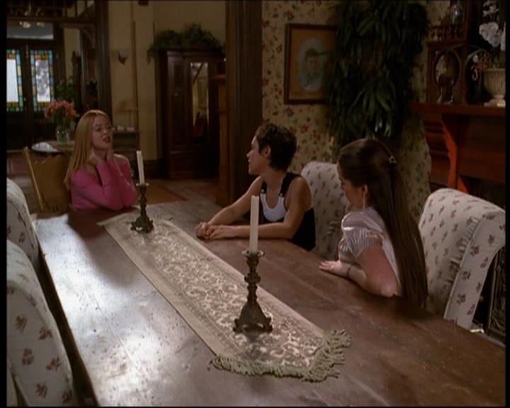 Charmed-Online-dot-612PrinceCharmed1685.jpg
