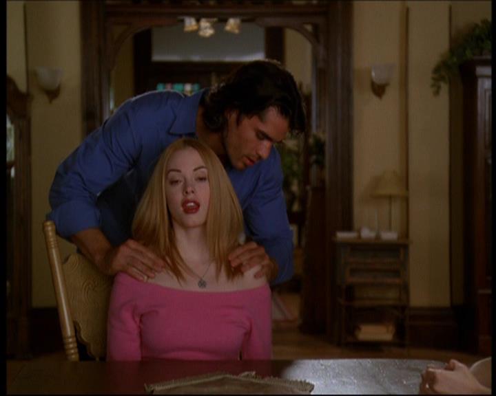 Charmed-Online-dot-612PrinceCharmed1694.jpg Charmed-Online-dot-612PrinceCharmed1694.jpg