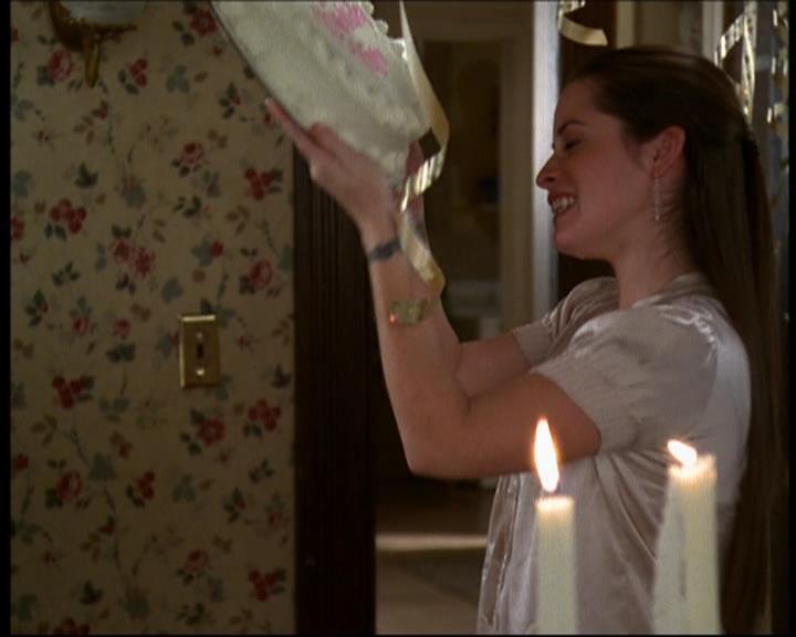 Charmed-Online-dot-612PrinceCharmed1919.jpg Charmed-Online-dot-612PrinceCharmed1919.jpg