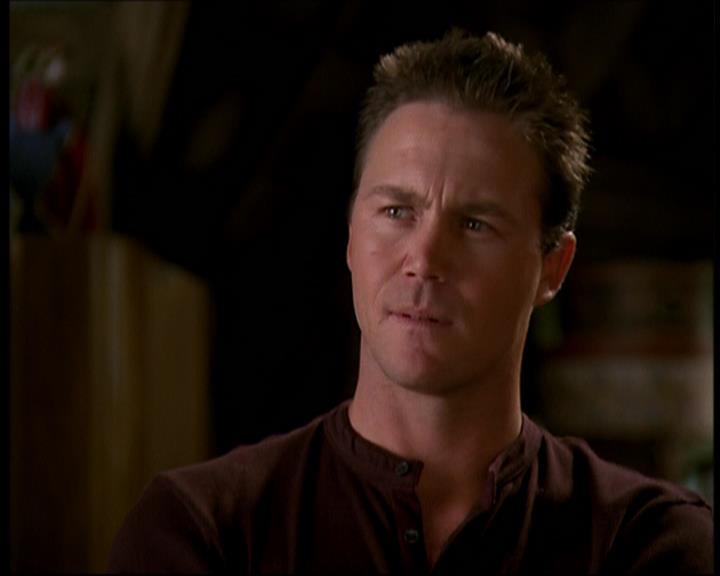 Charmed-Online-dot-612PrinceCharmed2072.jpg