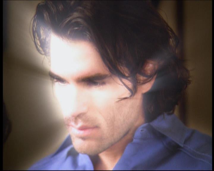 Charmed-Online-dot-612PrinceCharmed2357.jpg