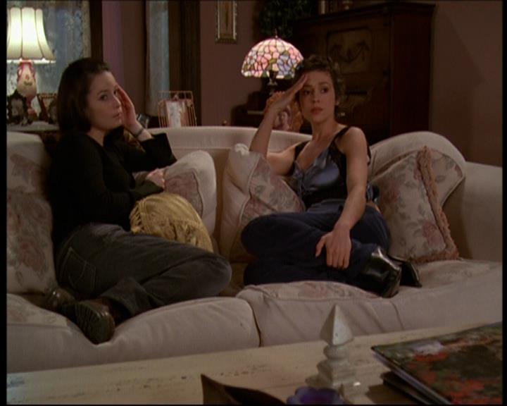 Charmed-Online-dot-613UsedKarma0318.jpg